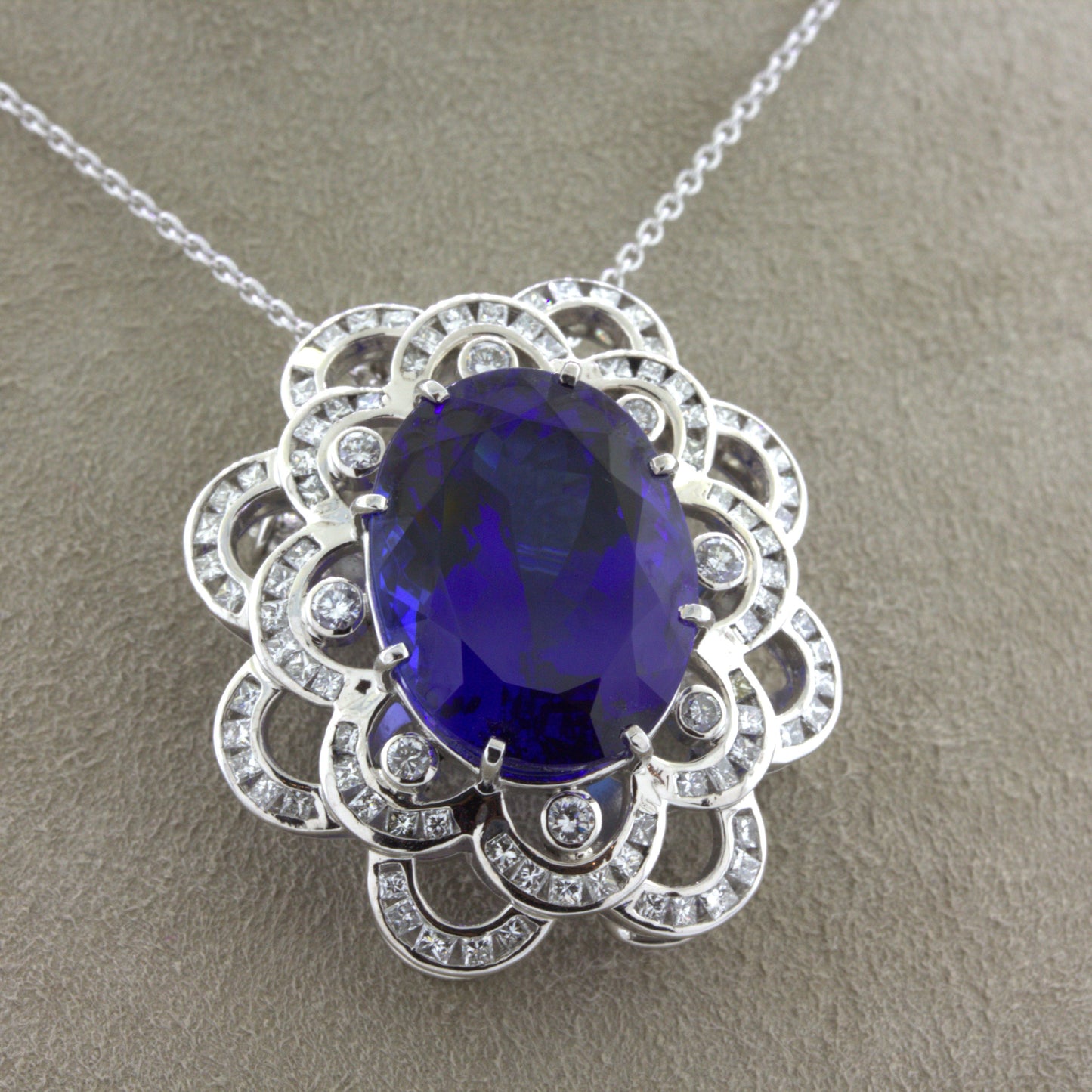 15.12 Carat Tanzanite Diamond Platinum Pendant