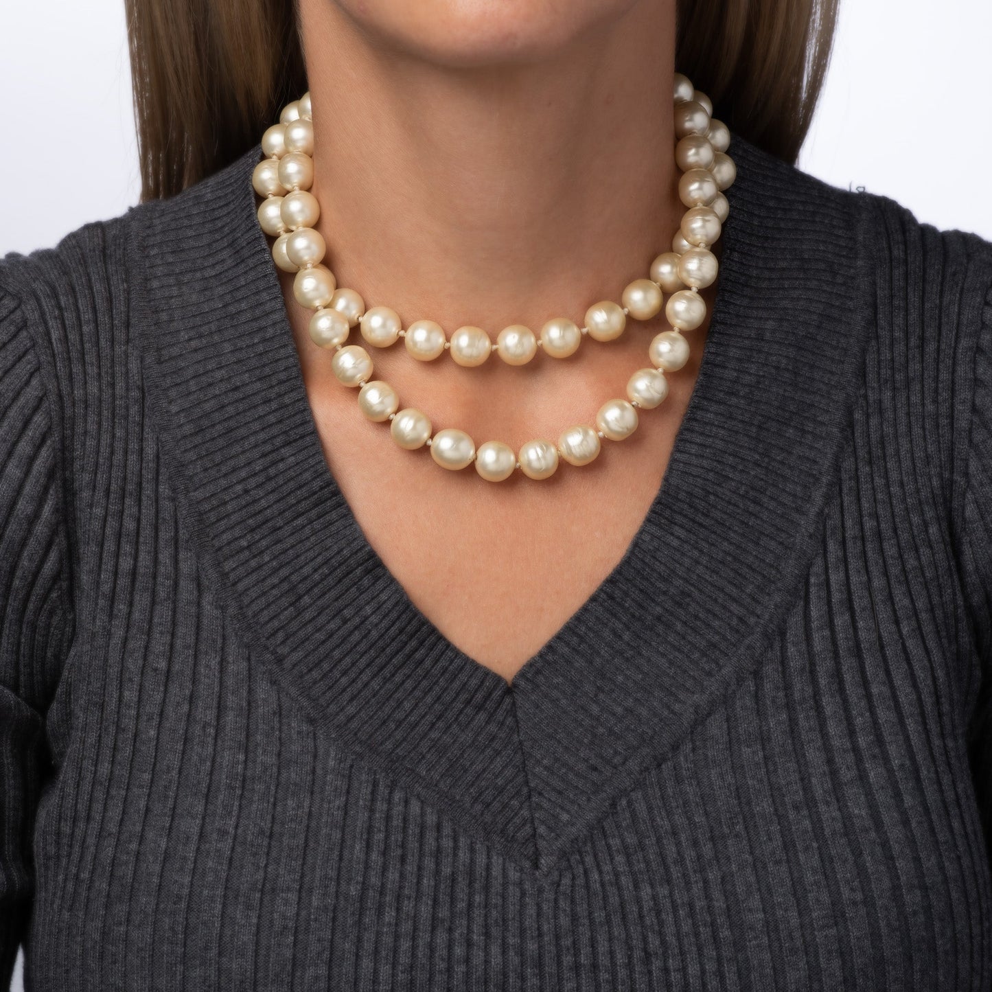 1995 Vintage Chanel Choker Necklace Double Strand 12mm Faux Pearls Gripoix Clasp